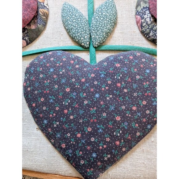 Handmade Oval Quilted Wall Hanging With Birds Flowers & Heart Design Ruffled Lac - Picture 4 of 7